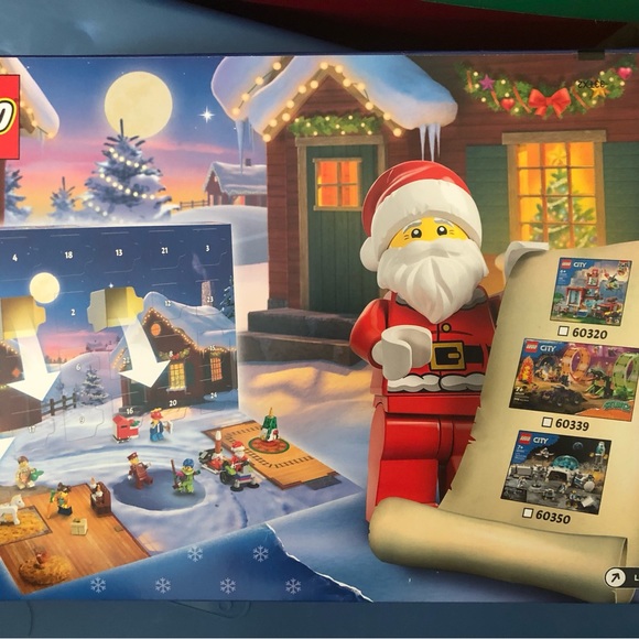 NEW LEGO City Advent Calendar 60352 Retired Rare sealed never opened - Picture 2 of 3